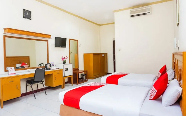 Oyo 375 Hotel Bougenville