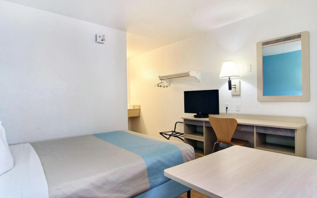 Motel 6 Lubbock, TX