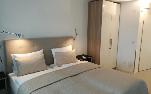 Hotel SiX