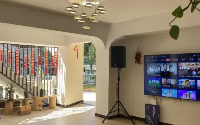Kunming Lanyuan Homestay