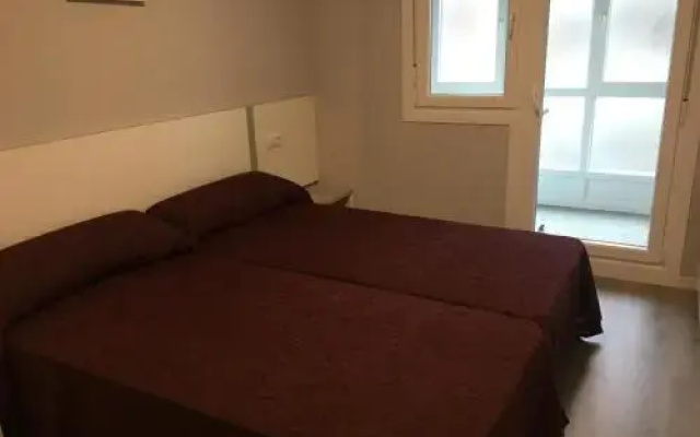 dpCristal City Apartments