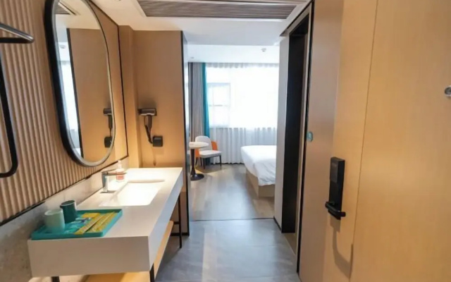 City Comfort Inn (Wuhan Tanhualin Crab Cape Metro Station)
