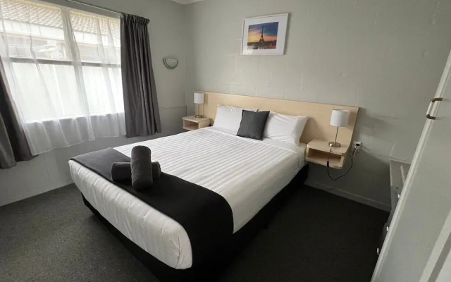 Kensington Motel