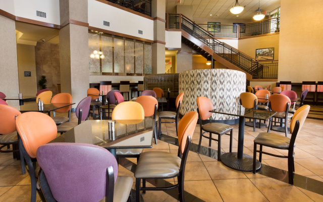 Drury Inn & Suites Flagstaff