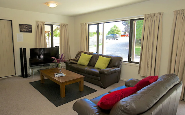 Manuka Rooms
