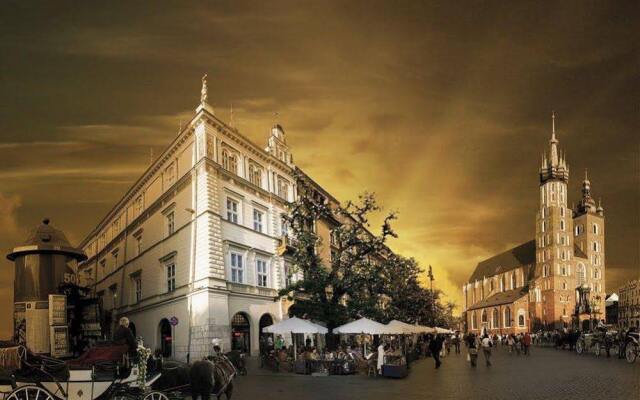 Отель Bonerowski Palace вид на фасад