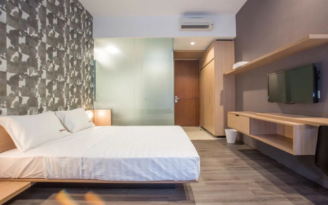 RedDoorz Near WTC Sudirman 2