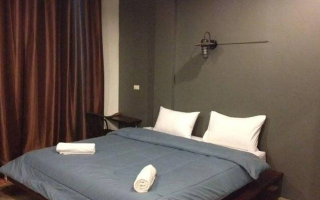 Raya Boutique Hotel