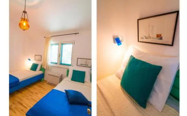 Villa Jadranka with pool and private beach
