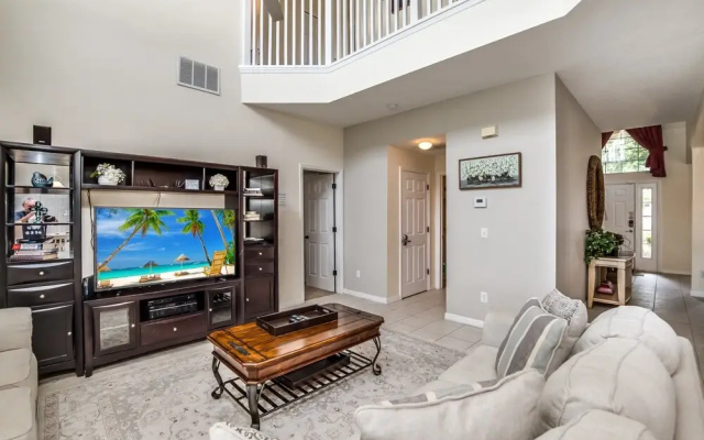 2615 Emerald Island