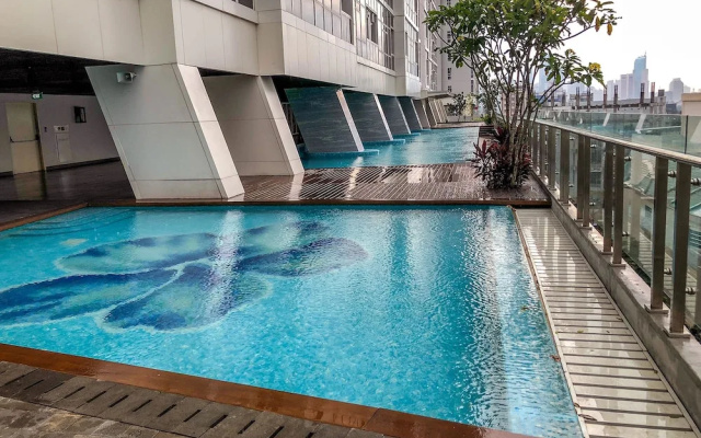 New Furnished Studio Menteng Park Apartment