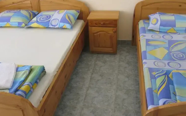 Rosi Guest House