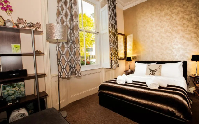 Pimlico Central London Suite near Victoria