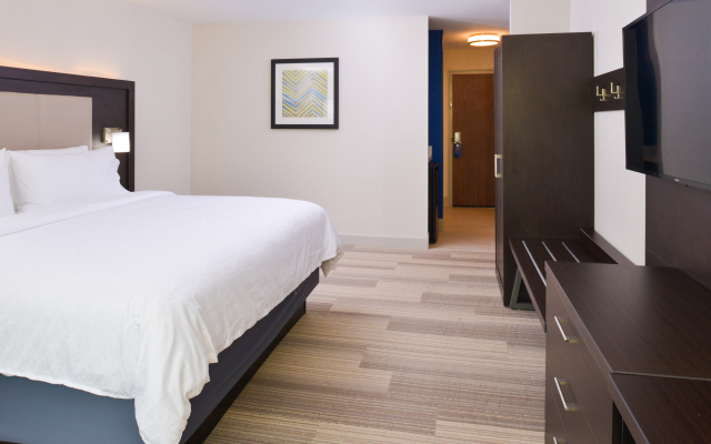 Holiday Inn Express & Suites Shreveport - Downtown by IHG
