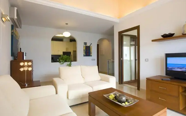 Aquamarina Villas
