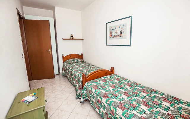 Seaside Serenity Flat With Outdoor Pool