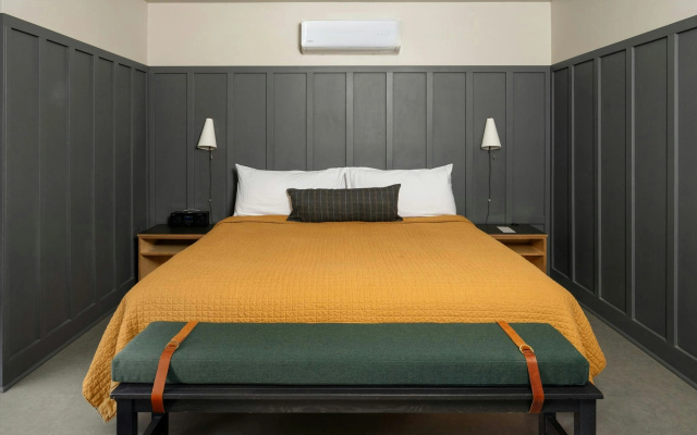 The Coachman Hotel