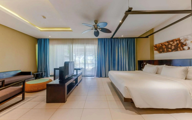 Crystals Beach Resort Belle Mare, a member of Radisson Individuals