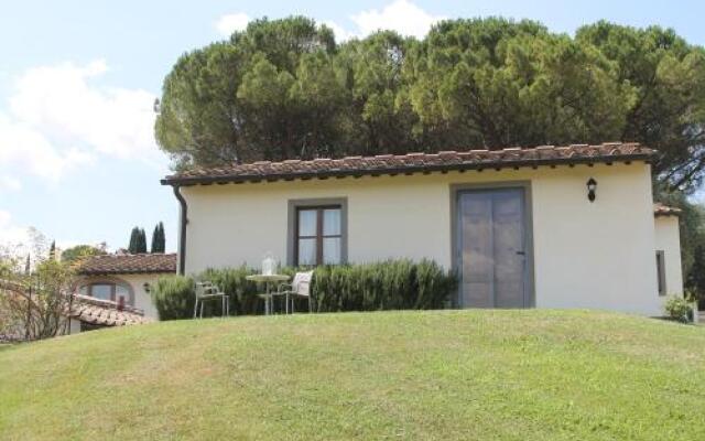Отель Villa Poggio Ai Merli вид на фасад