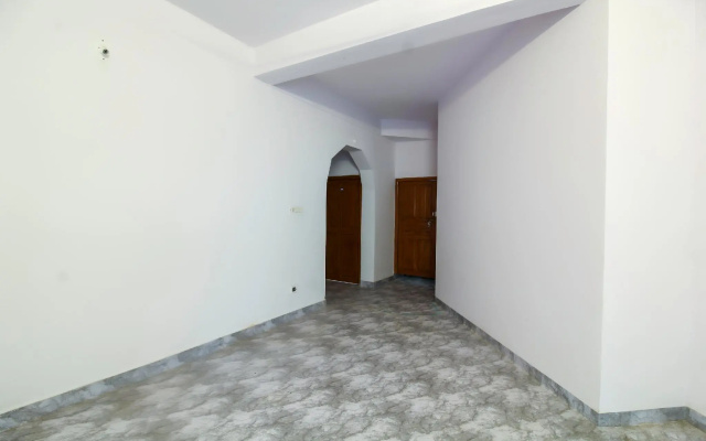 OYO 68235 R-residency