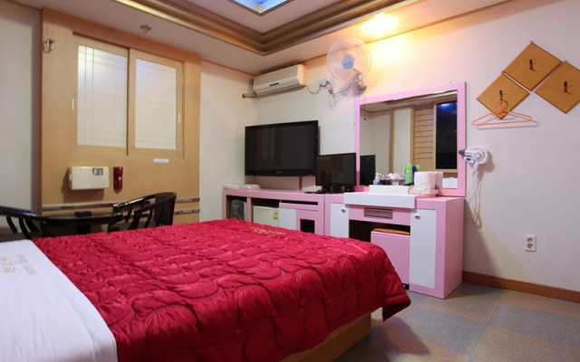 Daejeon Yongmun Hotel SM