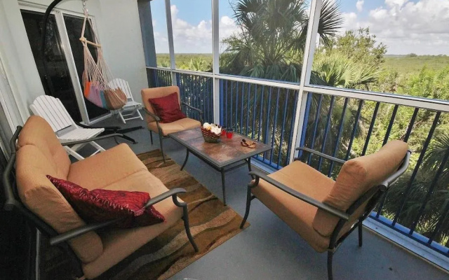 Oceanwalk 9-405 Apartment 3