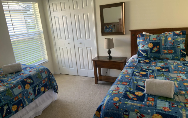 Great location with conservation views, Clermont, US
