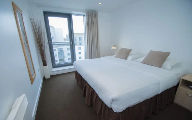 2 Bedroom Apartment 4 Persons With Free Parking