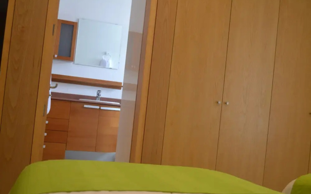 Moana Suites