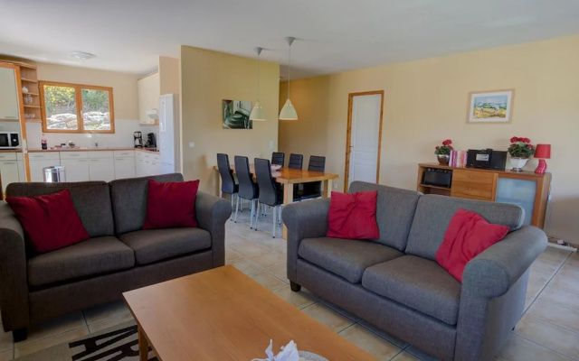 Villa Near Carcassonne With Heated Pool