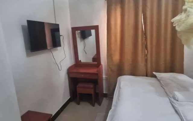 Voyage Camp Safari Lodge