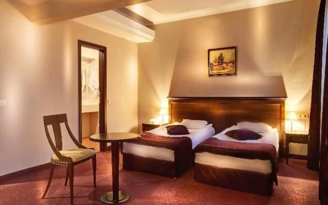 Yantra Grand Hotel -Sharlopov Hotels