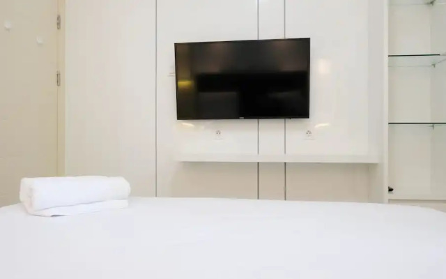 Spacey And Homey 2Br At Supermall Mansion Apartment