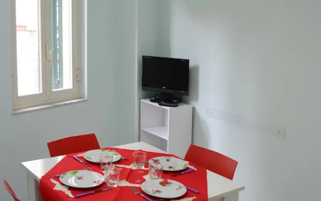 Iris Apartment