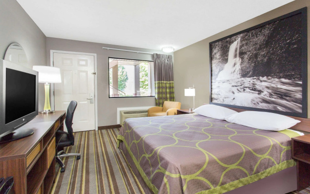 Super 8 by Wyndham Wytheville