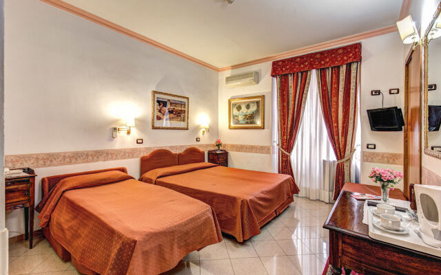 Hotel Giuliana комната для гостей