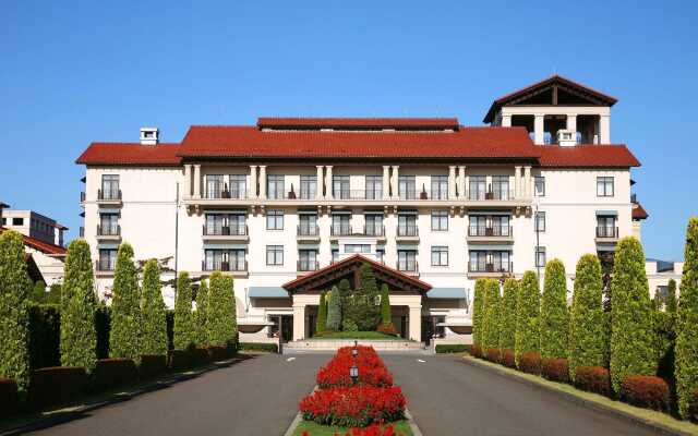 Отель Grand XIV Nasu Shirakawa The Lodge Япония, Насусиобара - отзывы, цены и фото номеров - забронировать отель Grand XIV Nasu Shirakawa The Lodge онлайн вид на фасад
