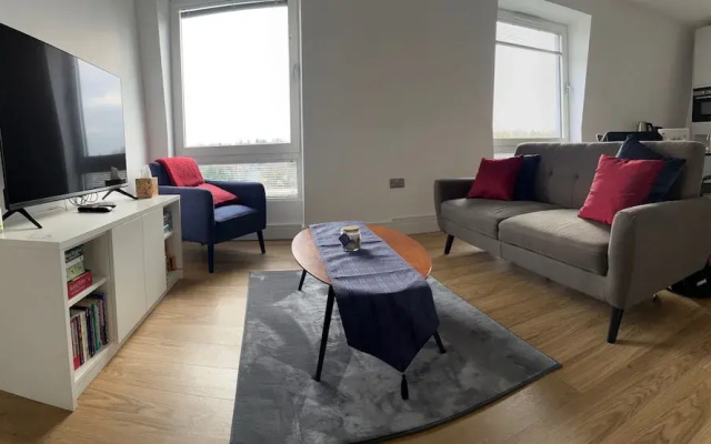 2br-modern-fullkitchen-25mincentrallondon-parking