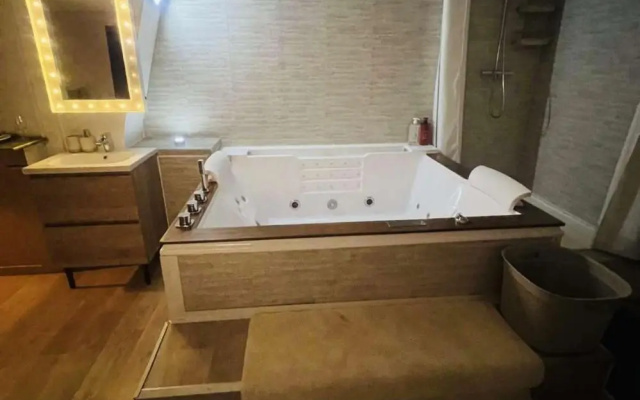 Loft Ravissant 45m2 Jacuzzi Rvb Night 2 (Adults Only)