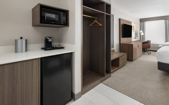 Holiday Inn & Suites Columbia NE - Ft Jackson Area by IHG