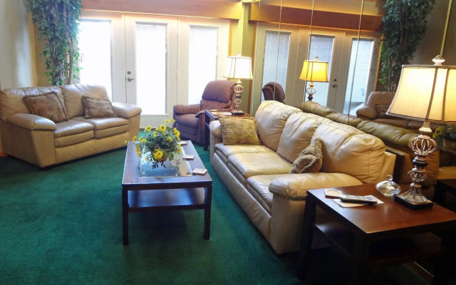 Summerset Inn Resort