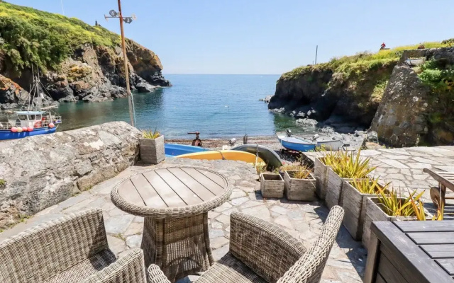 Beach Cottage
