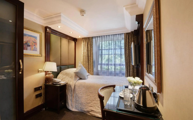 The Premier Notting Hill