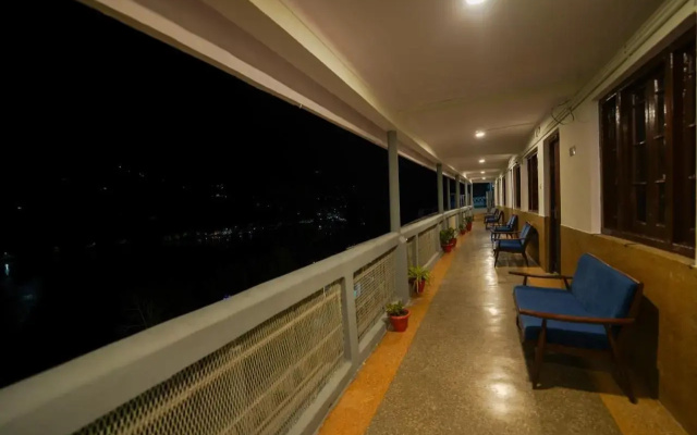 Hotel Silverton (180 lake view)