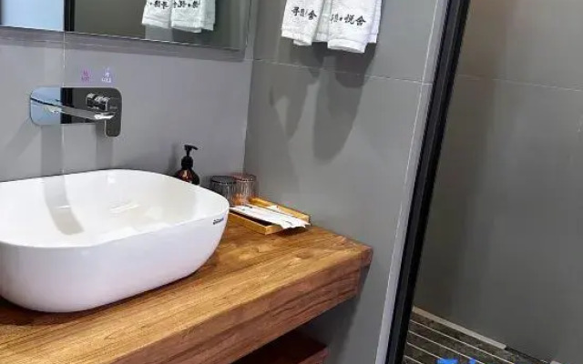 xunyinyueshekezhan