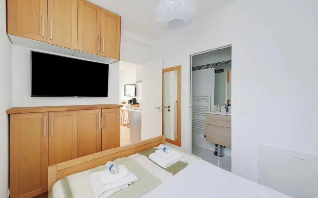 Charming Apartment - 1br-4p- Suresnes