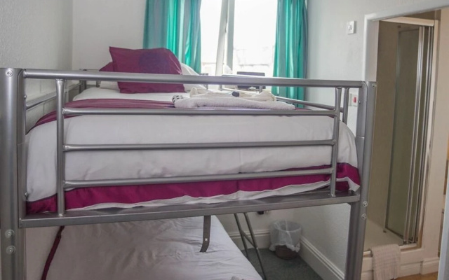 No 14 B&B