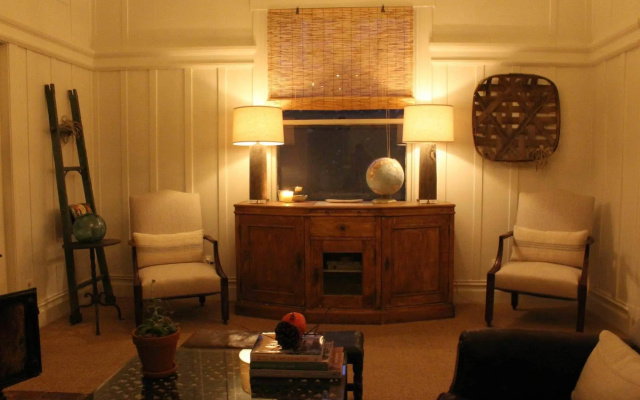 An Inn 2 Remember