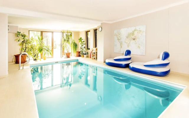 Luxury holiday home