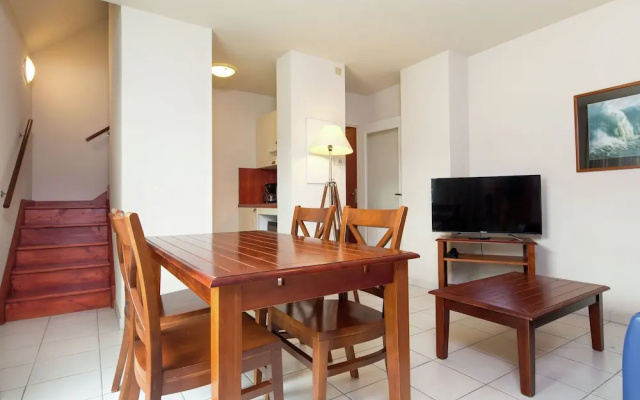 Marine Apartment With Dishwasher in Harbor Town